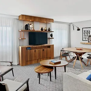 Hotel Le Meridien Etoile